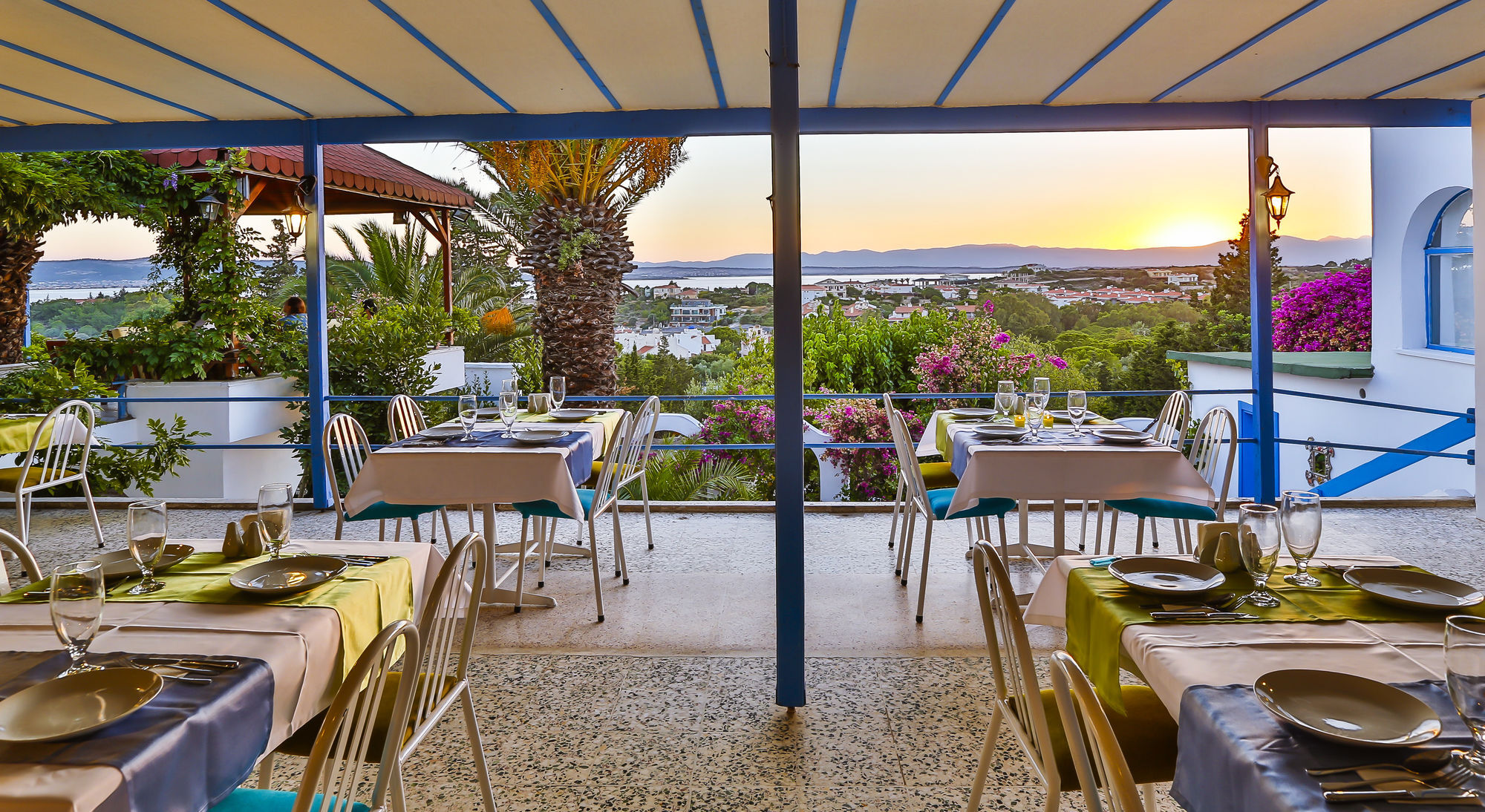 Pasalimani Hotel Çeşme Exterior foto